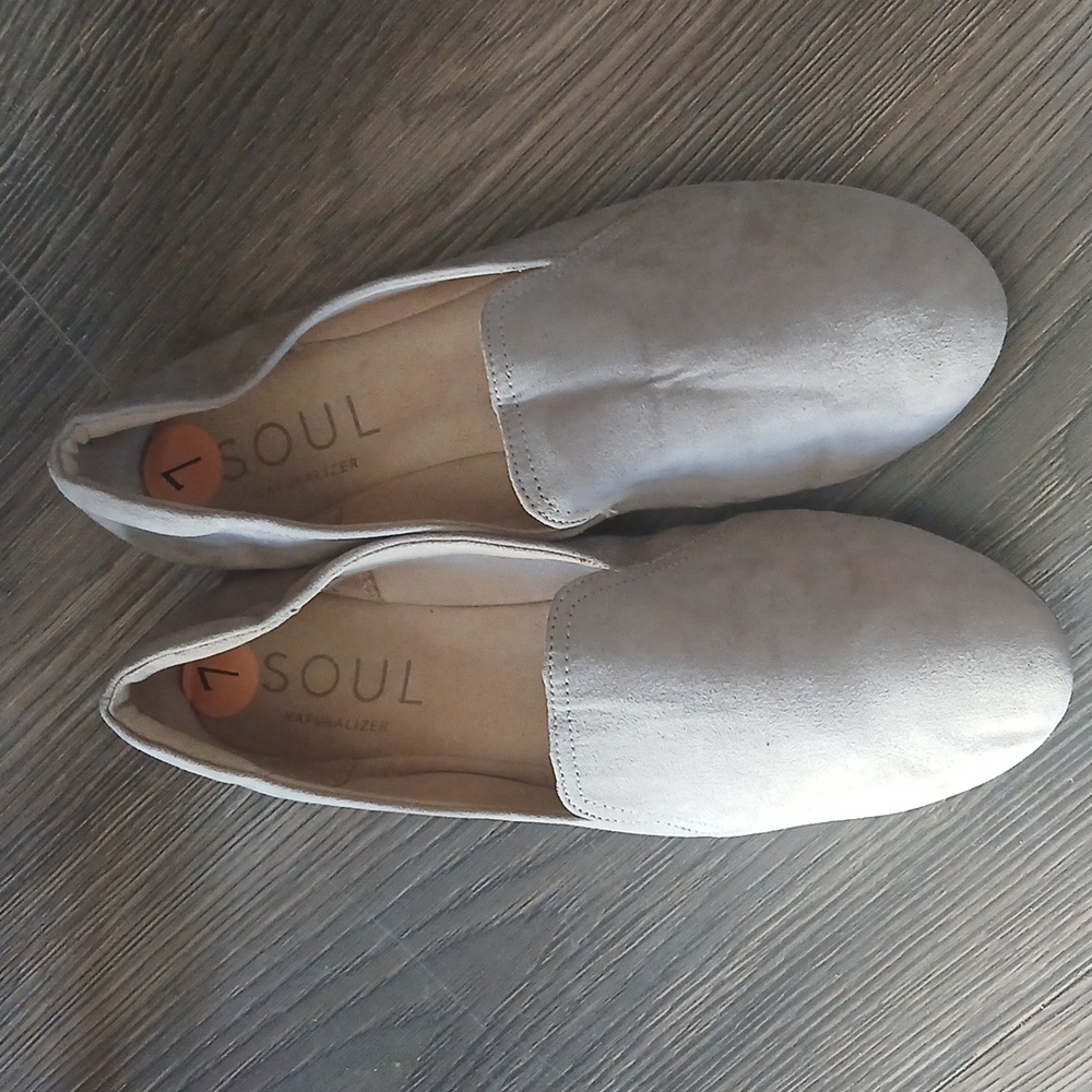 Soul Naturalizer Soft & Comfy Taupe Loafers